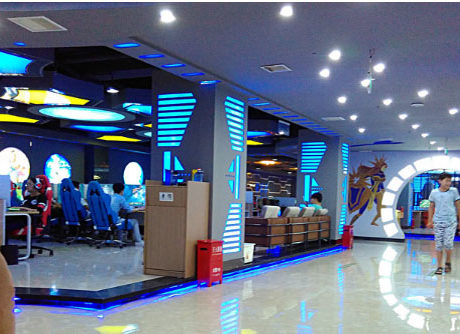 LED Gaming monitor 1ms internet cafe application in Thailand